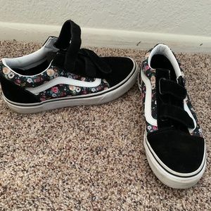 Velcro vans